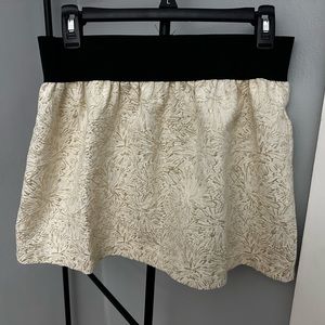 Delia’s Fabric Mini Skirt - Elastic Waistband - Cream and Gold Cloth - Size M